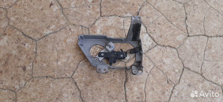 Механизм ручника Mercedes E-Class W211