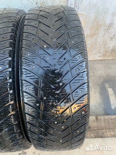 Yokohama Ice Guard IG65 235/65 R17