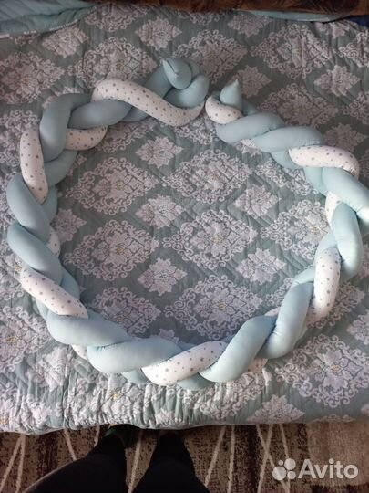 Бортики в кроватку косичка
