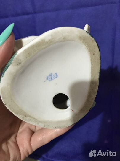 Статуэтка фарфоровая СССР Гадание на ромашке