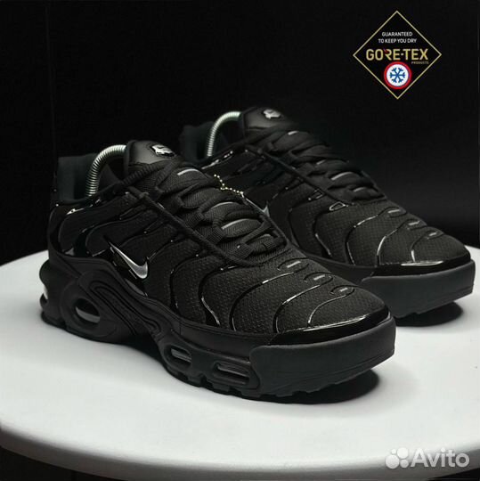 Кроссовки зимние Nike Air Max Tn Plus black
