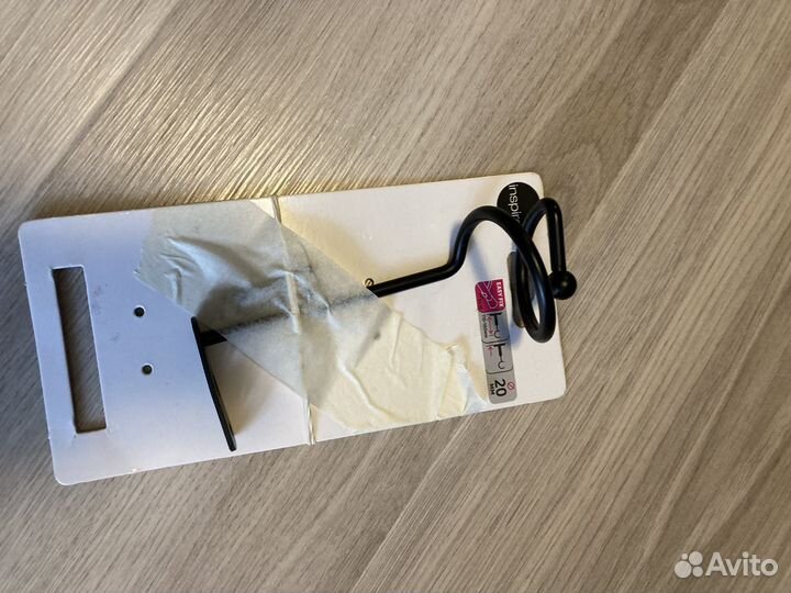 Крючок для штор или светильника