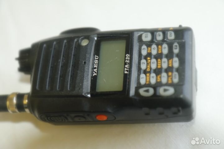 Радиостанция авиационного диапазона yaesu FTA-230