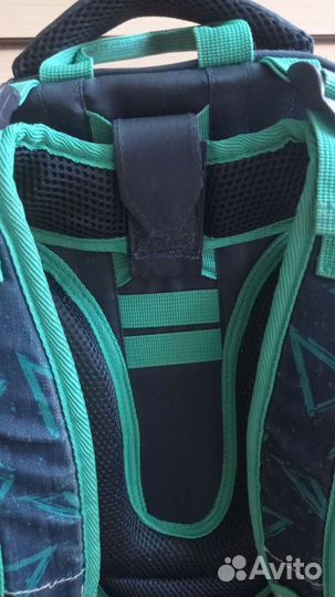 Каркасный рюкзак с ортопедической спинкой