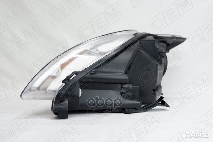 Фара правая Ford Focus 2 2008-2011, галоген, св