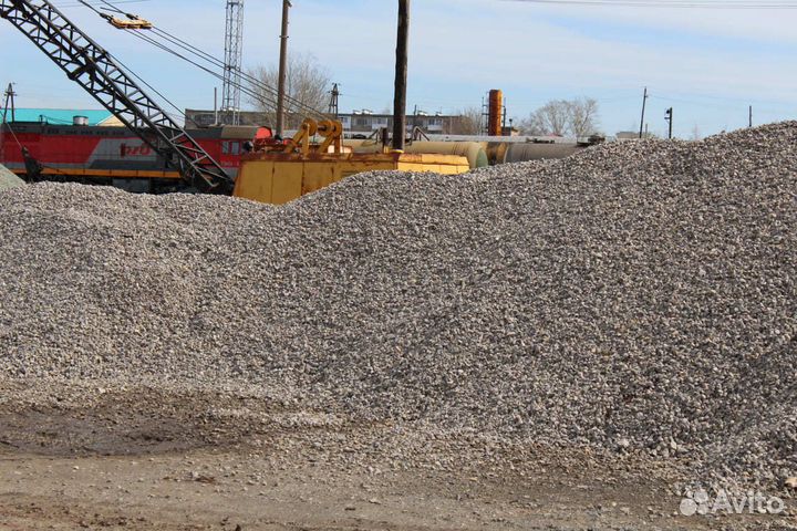 Вторичный щебень с доставкой в мешках и валом