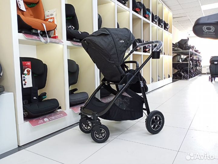 Прогулочная коляска Joie Versatrax Pavement