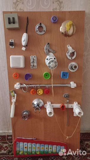 Продам развивающую доску для детей бизиборд