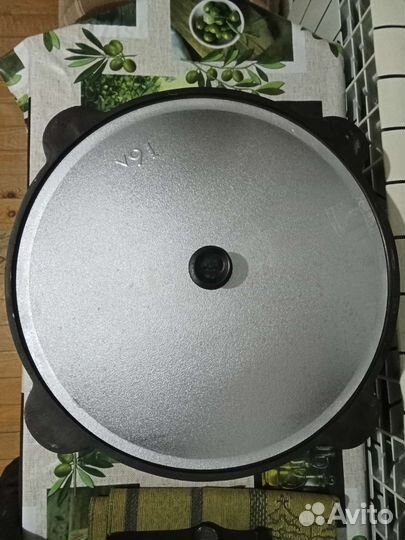 Казан чугунный узбекский