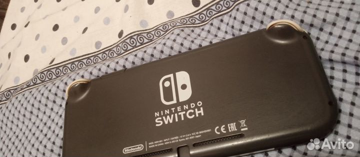 Nintendo switch lite