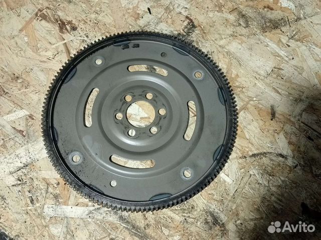 Моховик renault fluence 2,0 АКПП