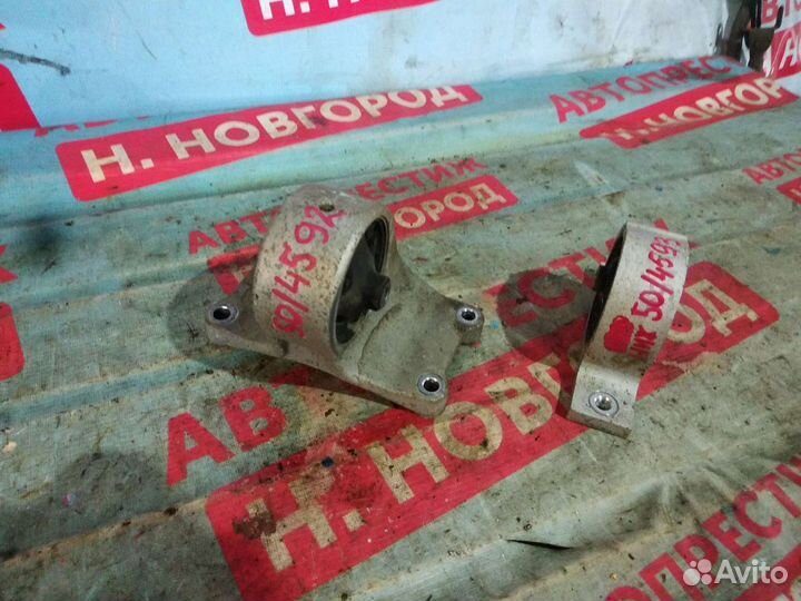 Подушка двигателя Ниссан Альмера Классик