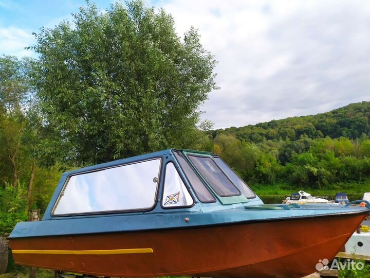 Крым, моторная лодка