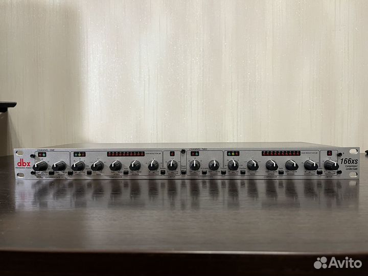 Dbx 166xs (компрессор, лимитер, гейт, 2 канала)