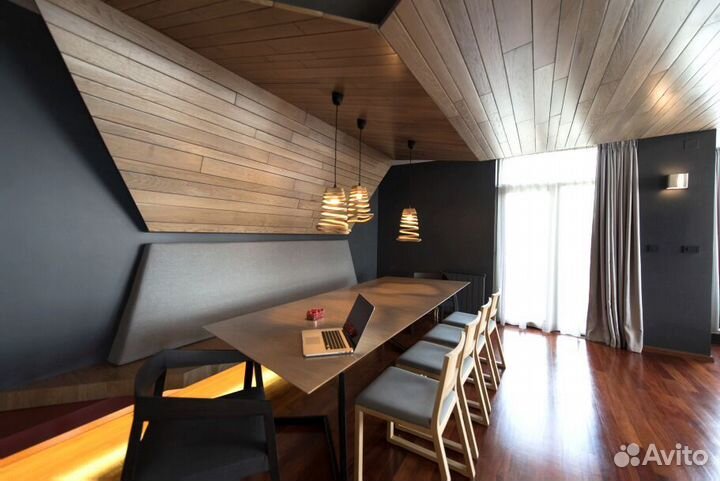 Деревянный потолок из массива дерева