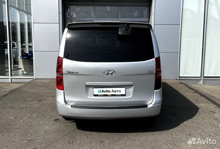 Hyundai Grand Starex 2.5 AT, 2009, 214 000 км