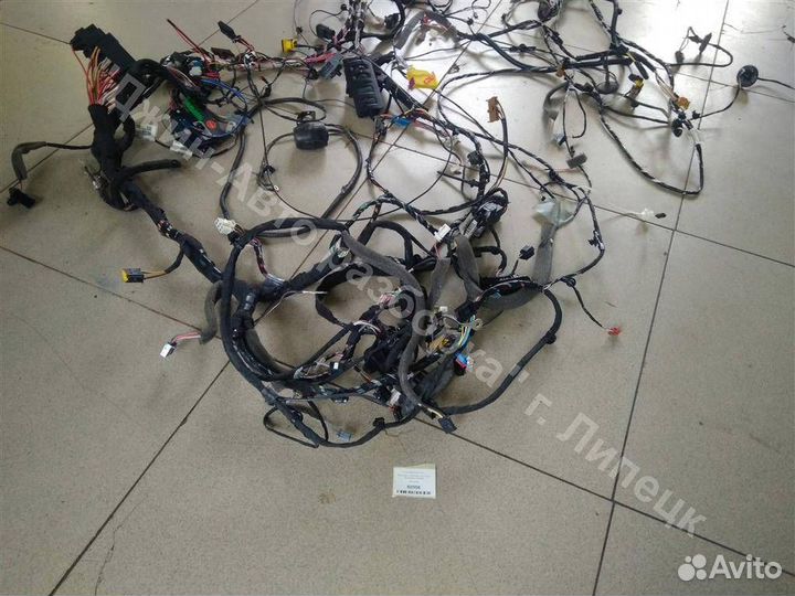Проводка салонная 1.6 k4m МКПП Fluence седан