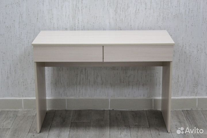 Стол письменный №4 (новый,от фабрики)