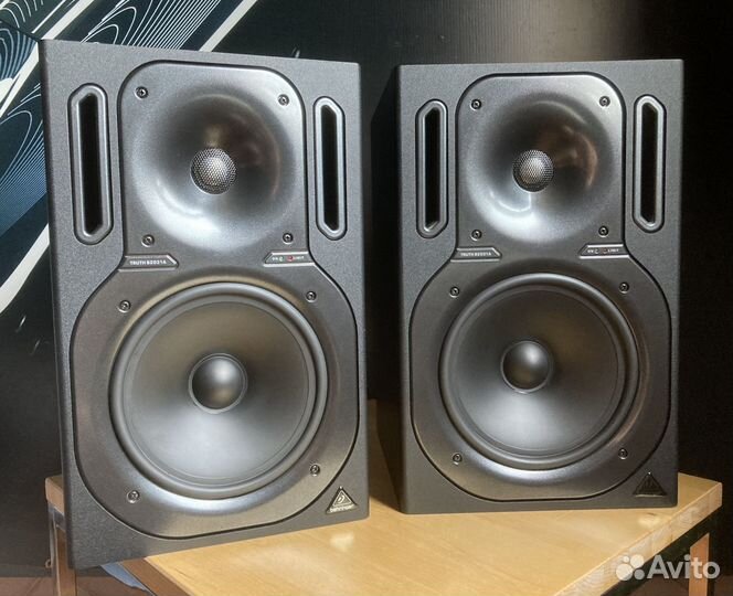 Behringer B2031A (пара)