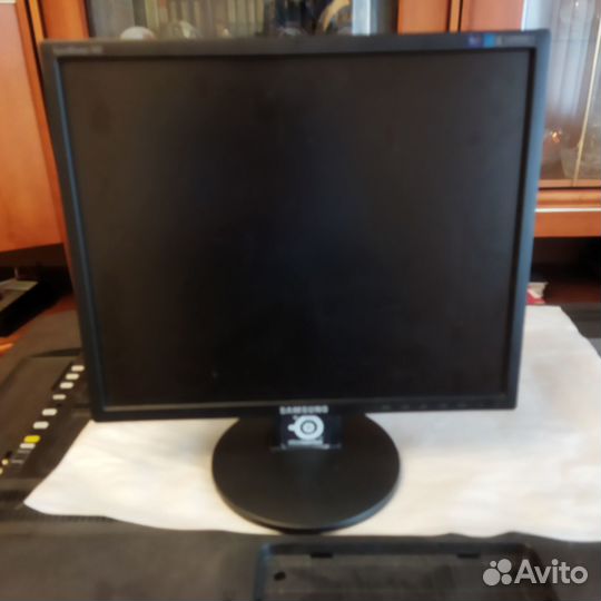 Монитор самсунг my19ls