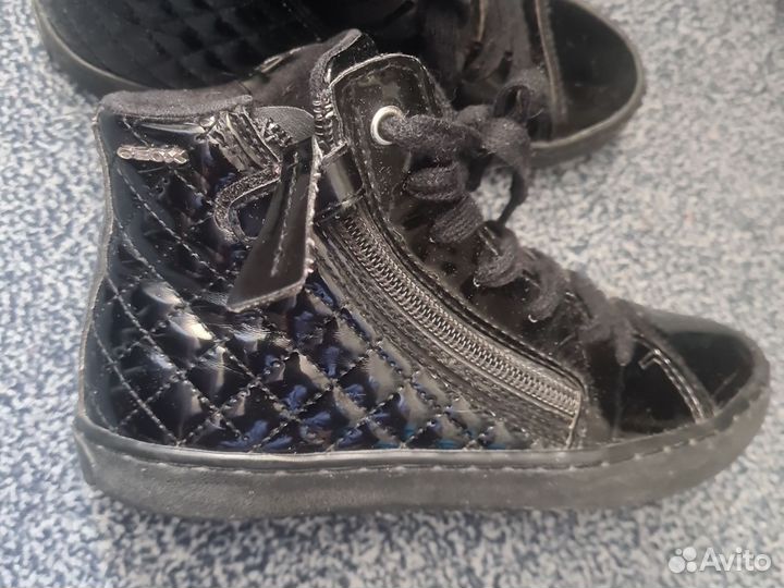 Ботинки для девочки geox 31размер