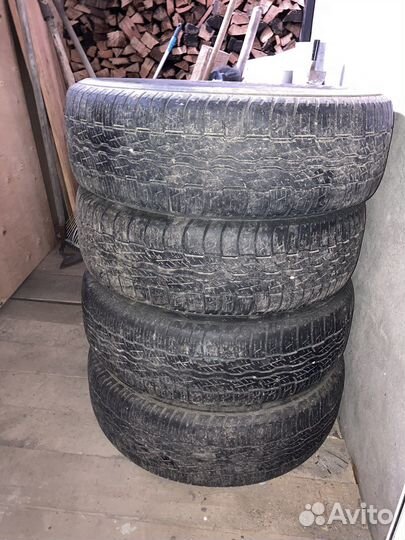 Bridgestone Dueler H/T 687 225/65 R17 101H