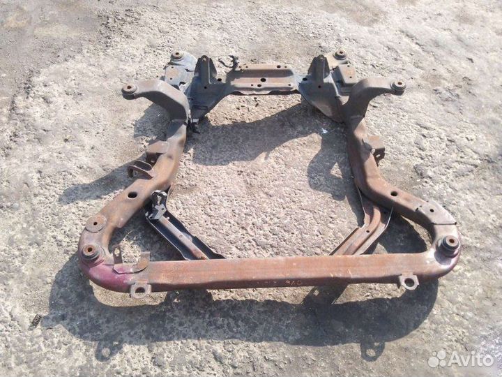 Подрамник Opel Vectra B