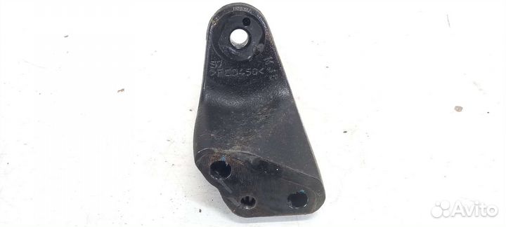 Кронштейн опоры двигателя правый Kia Rio 3