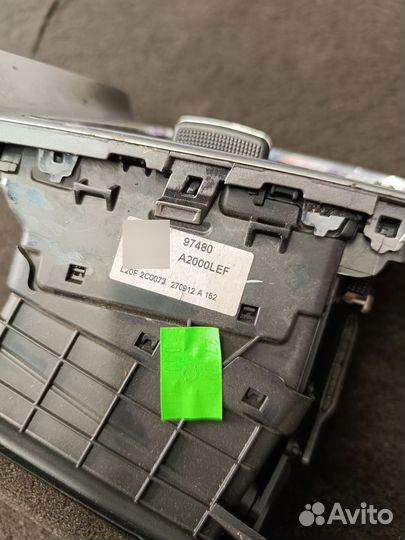 Дефлектор воздушный левый KIA Ceed 2 JD