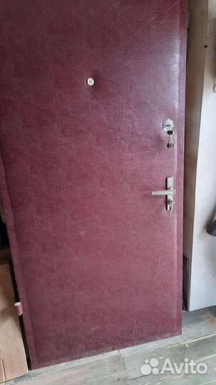Дверь металлическая с коробкой