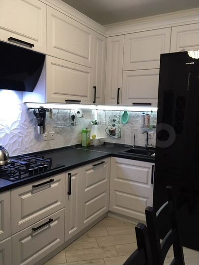 2-к. квартира, 58 м², 4/4 эт.