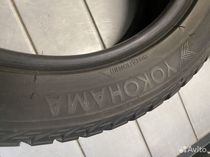 Yokohama Ice Guard IG35 235/50 R18