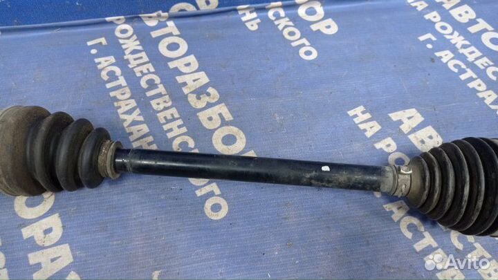 Левый привод Honda Fit хэтчбек L13Z1 2012