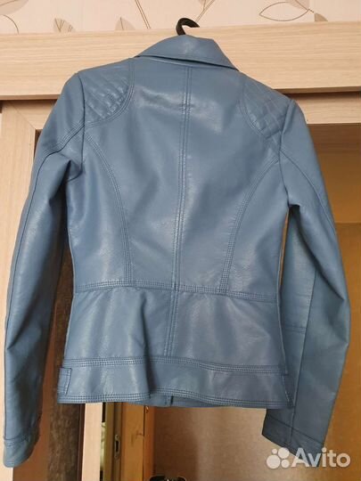 Кожаная куртка для девочки