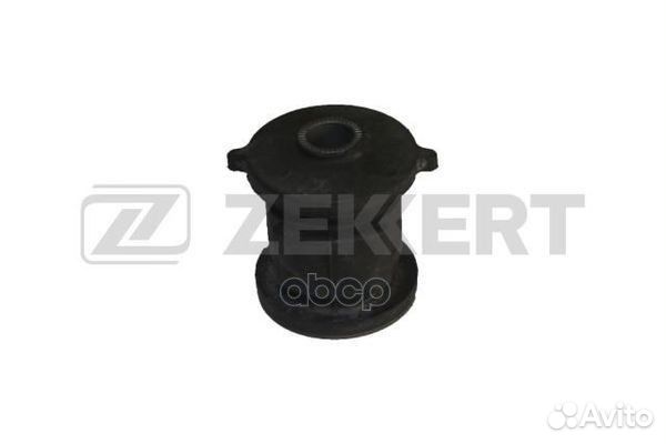 С/блок внутренний задн. продольной тяги Toyota