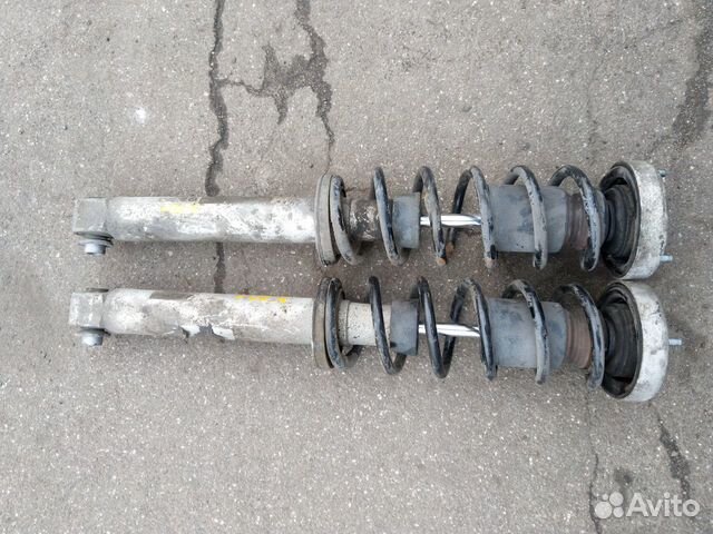 Стойки задние в сборе BMW E60