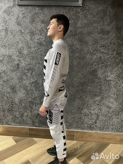 Костюм для мотокросса