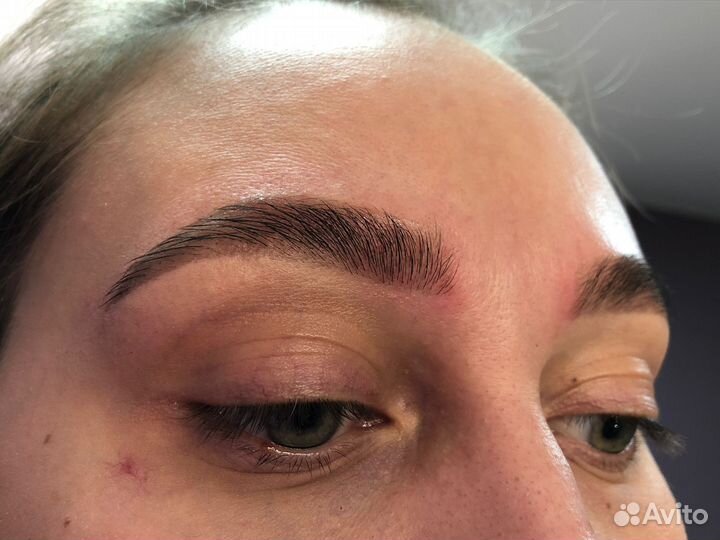 Мастер бровист