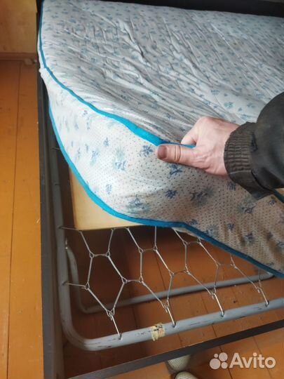 Кровать двухспальная с матрасом 180 200 бу