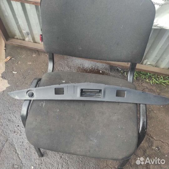 Кнопка крышки багажника Mercedes-Benz E-Class W207