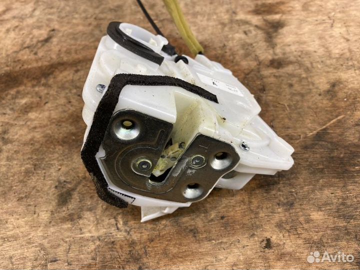 Замок двери передний левый Mazda Mazda6 GJ