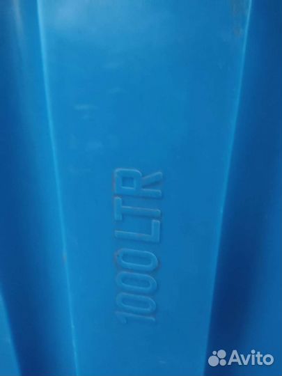 Емкость для воды 1000л