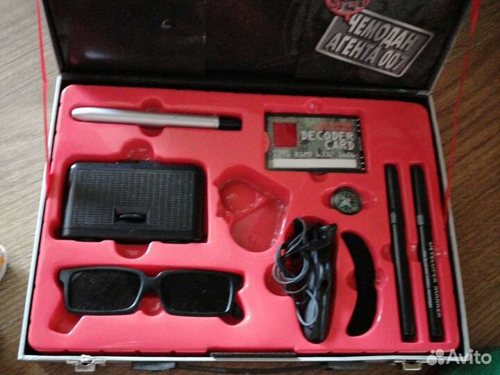 Паровозик Чаггинтон, набор шпиона