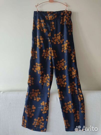 Брюки в пижамном стиле