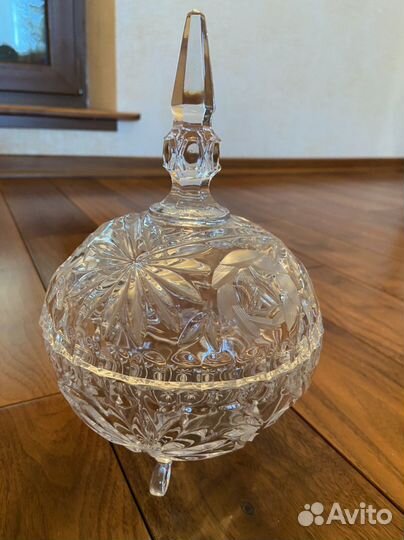 Шкатулка, конфетница хрусталь Югославия