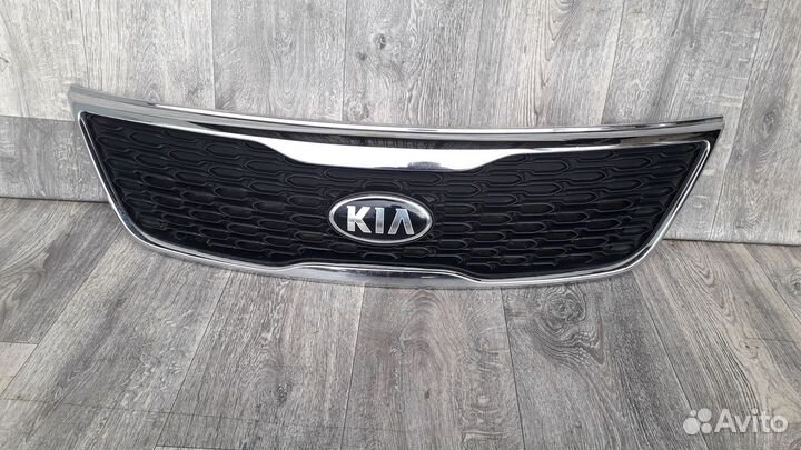 Решетка радиатора (№35) Kia Sorento 2016
