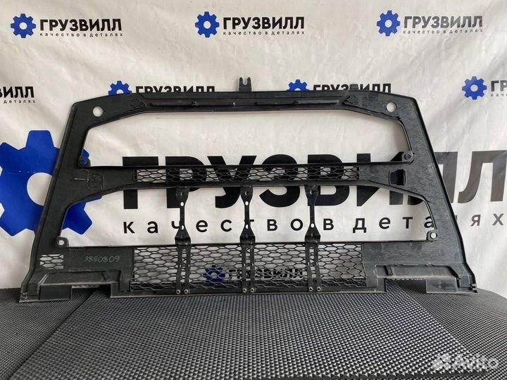 Решетка в бампер Volvo FH4 82491903