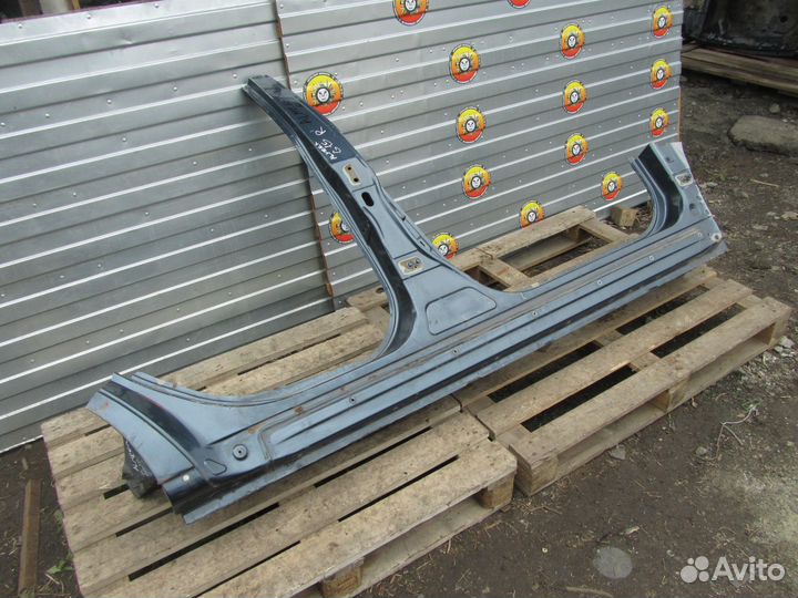 Порог правый (стойка средняя) Nissan Almera G15