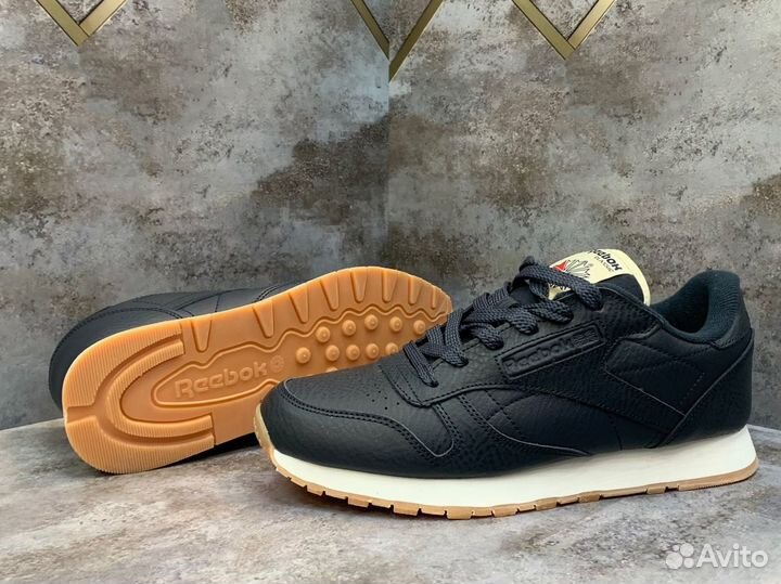 Кроссовки reebok classic