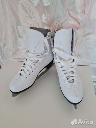 Коньки для девочки 35 размер